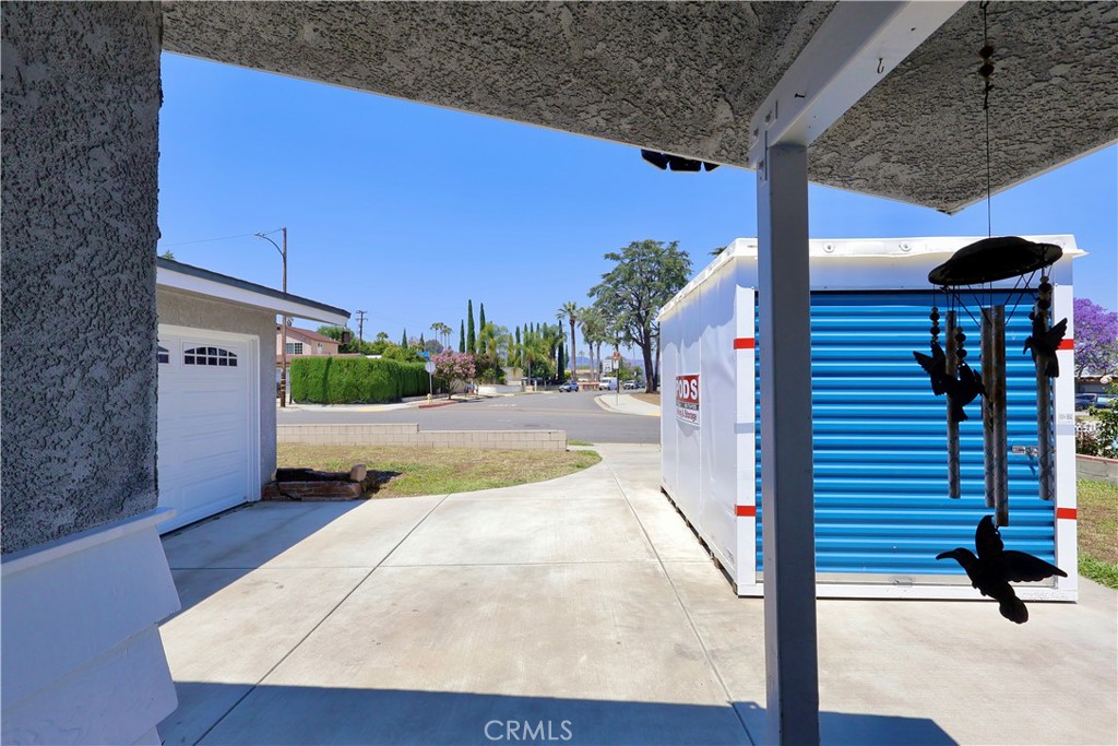 1546 Fieldgate Ave