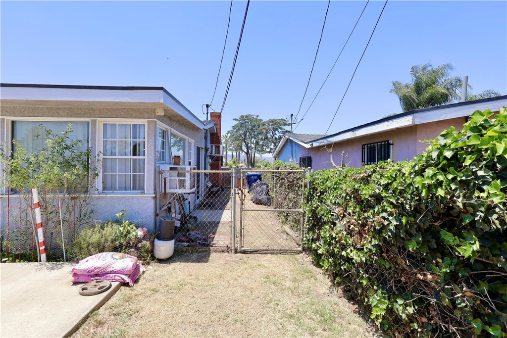 1546 Fieldgate Ave