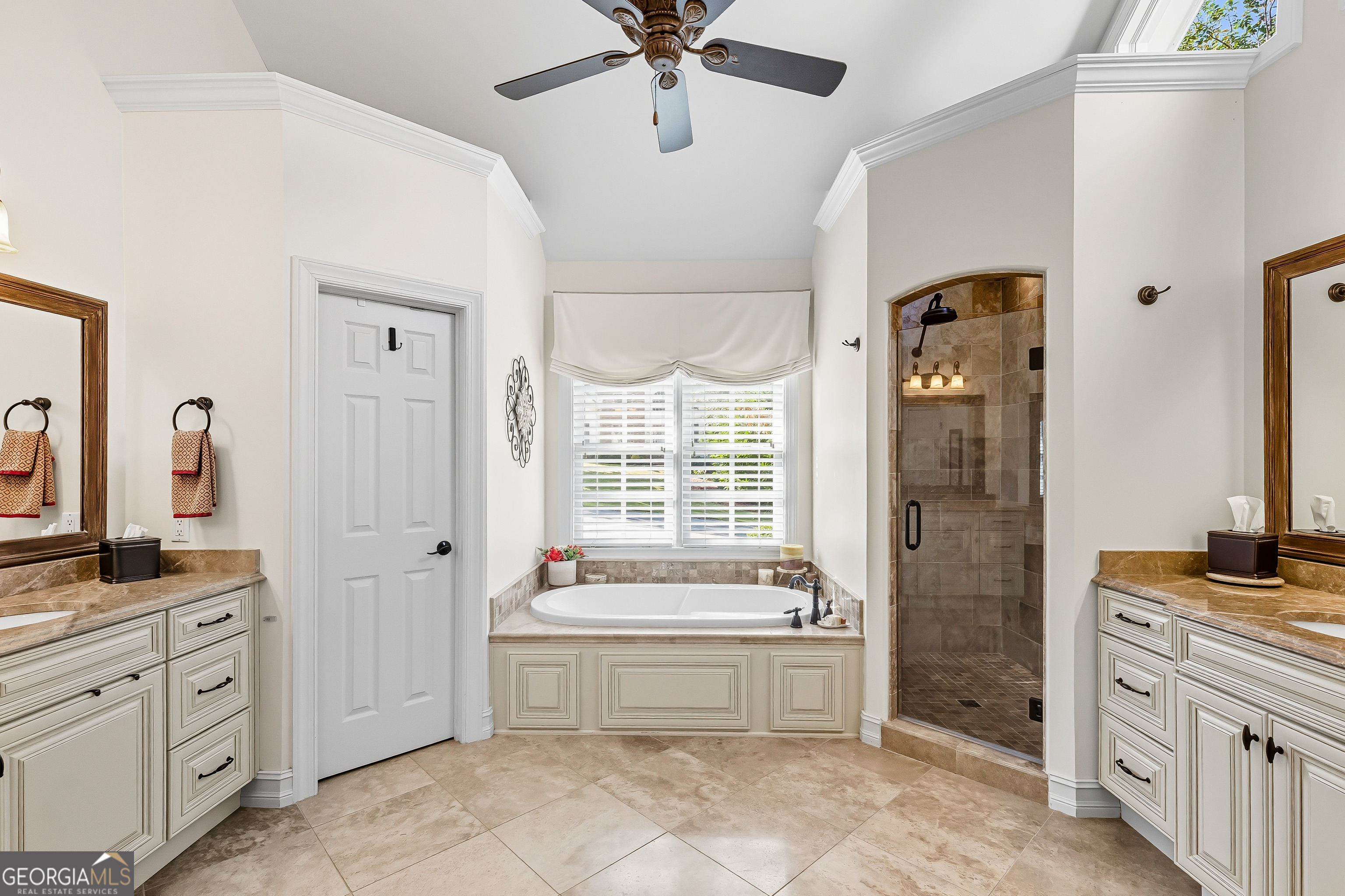 1553 Valley Reserve Court NW