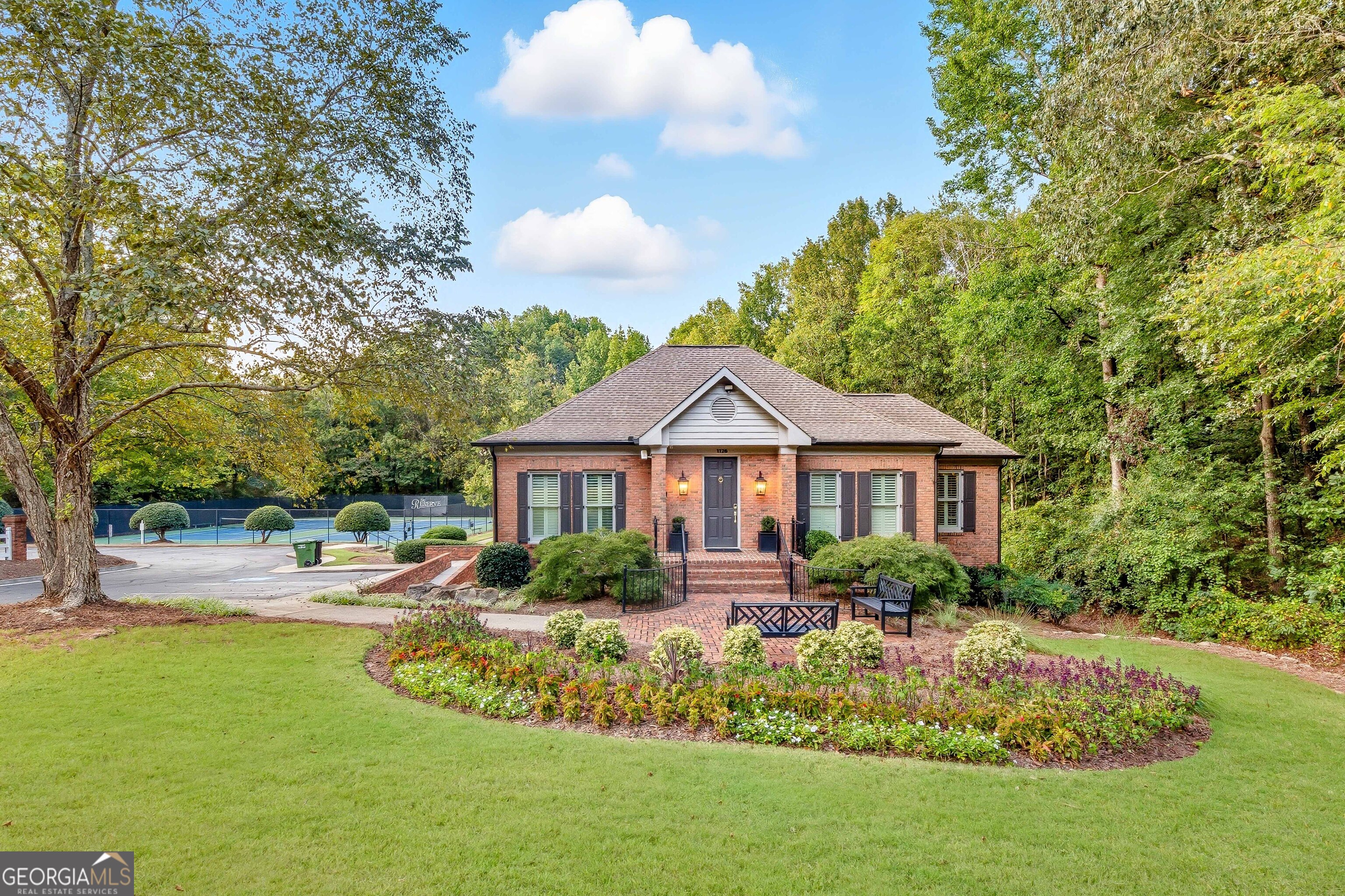 1553 Valley Reserve Court NW