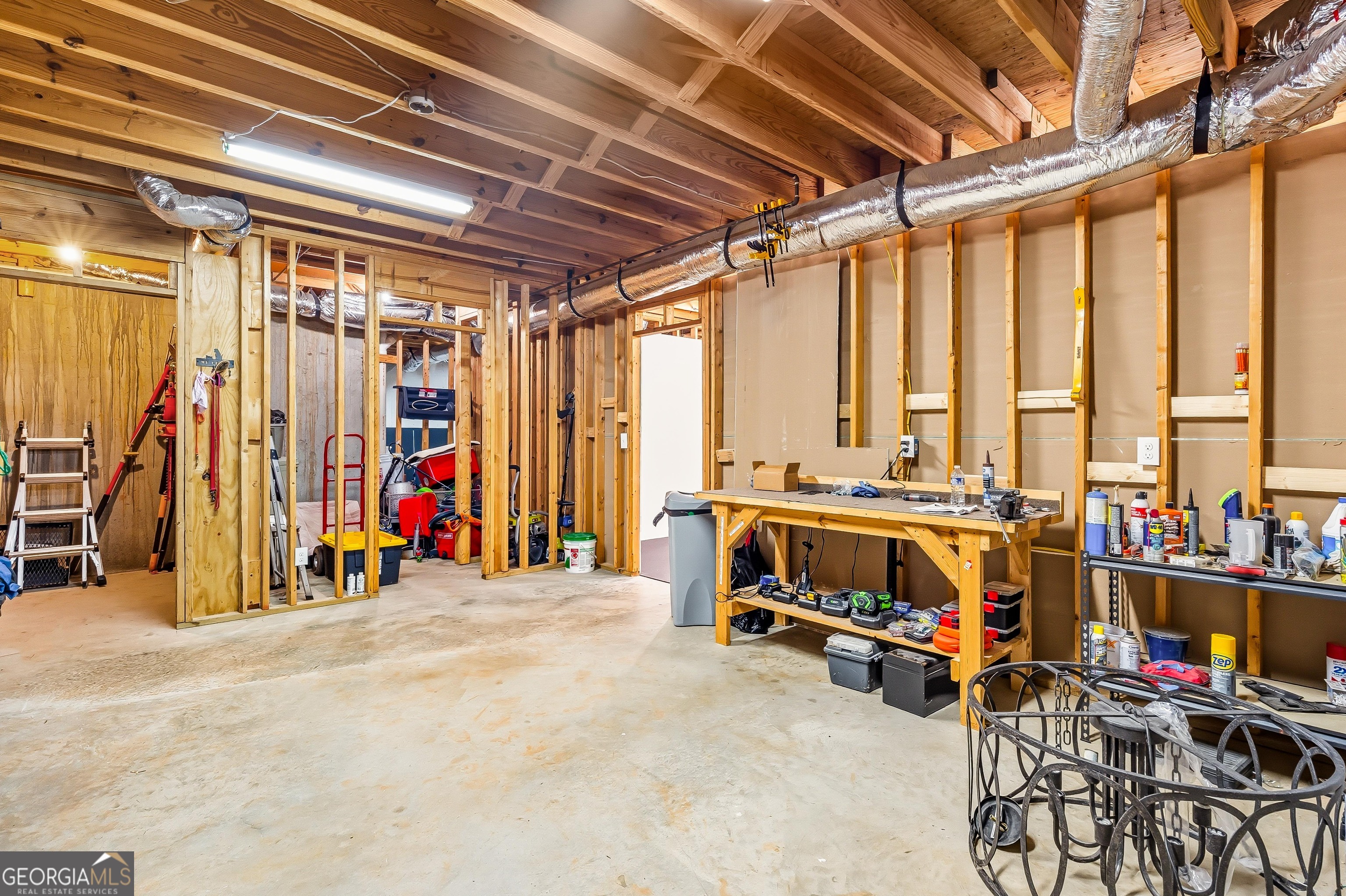 1553 Valley Reserve Court NW