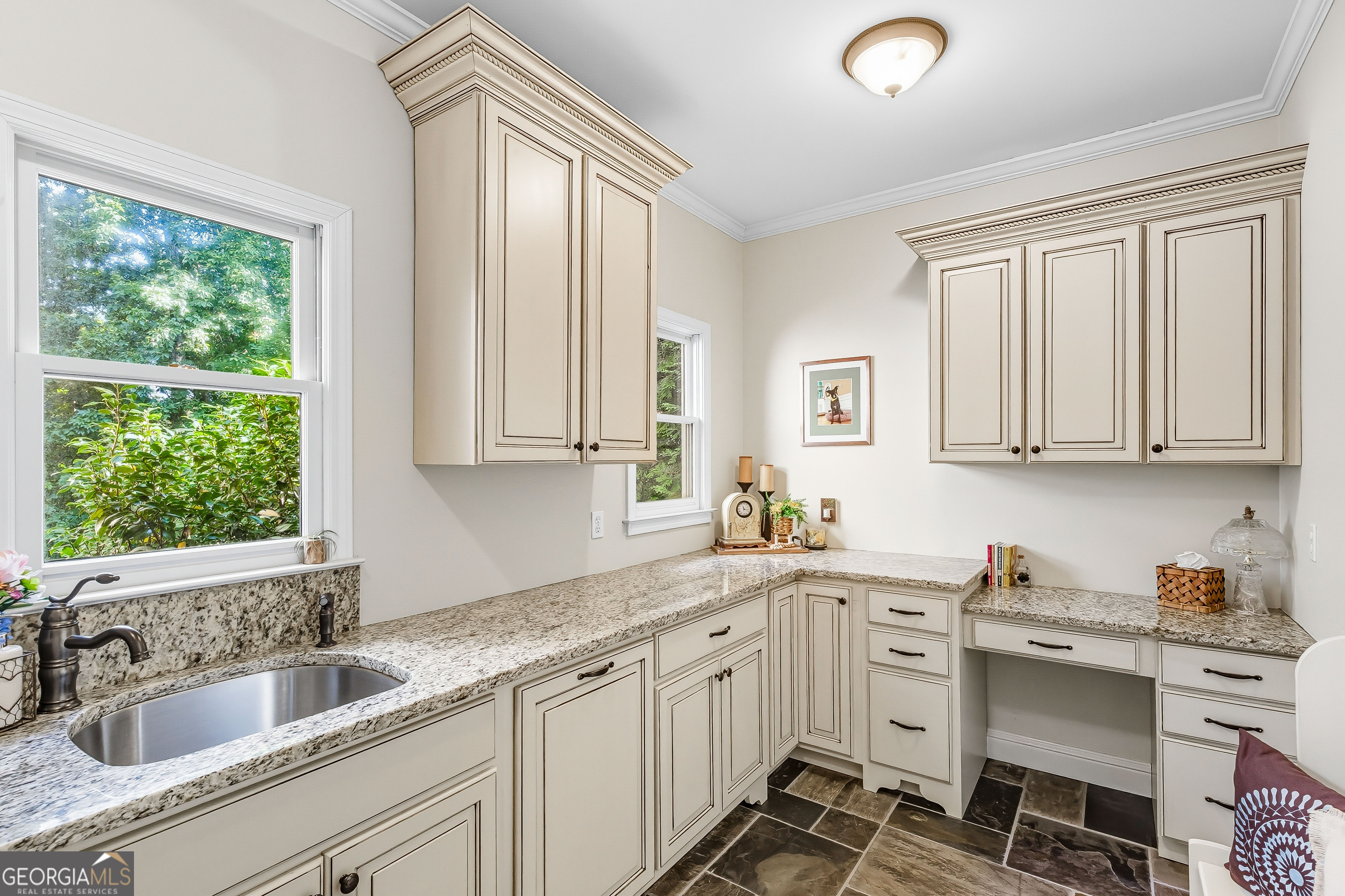 1553 Valley Reserve Court NW