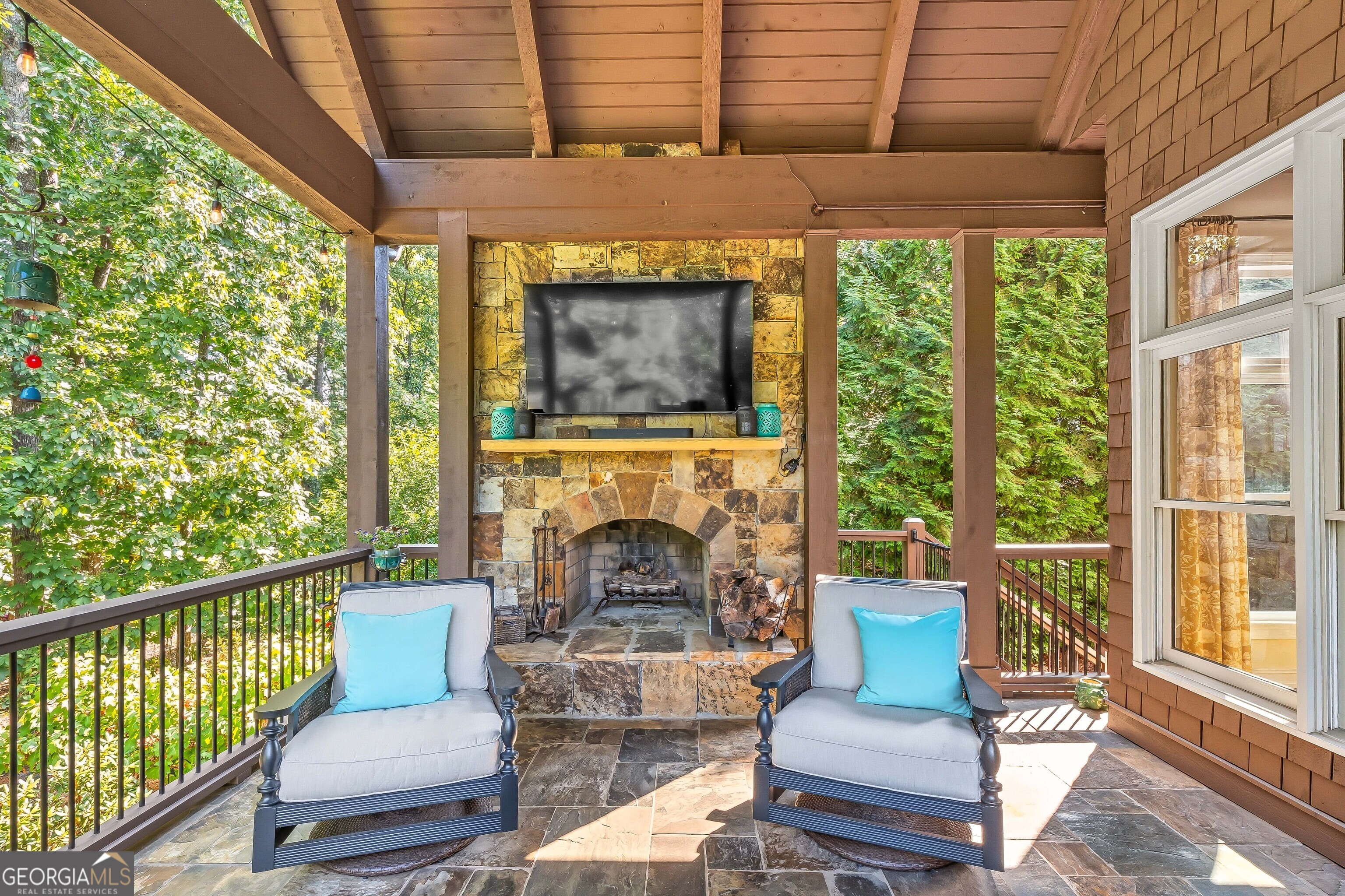 1553 Valley Reserve Court NW