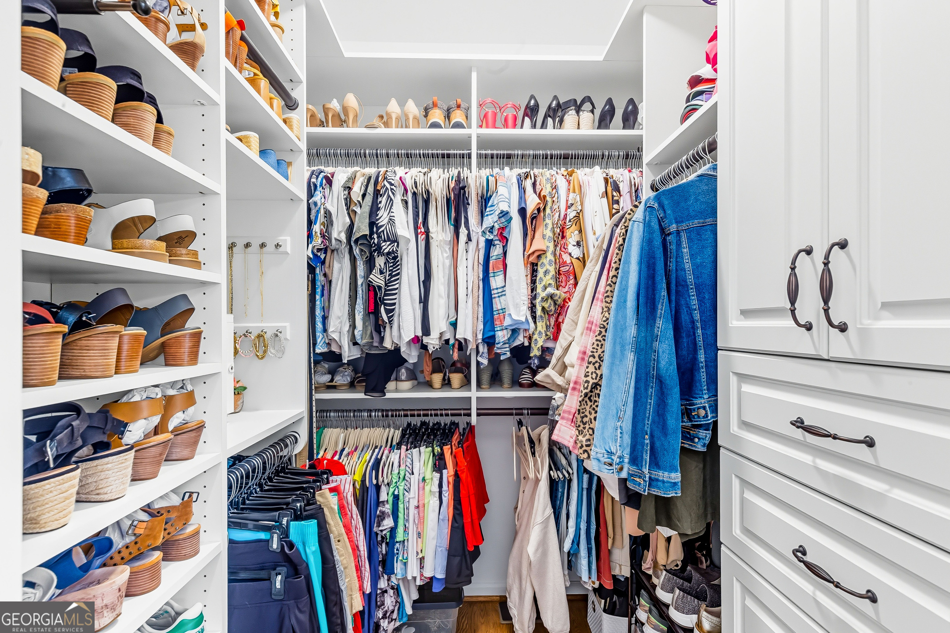 1553 Valley Reserve Court NW