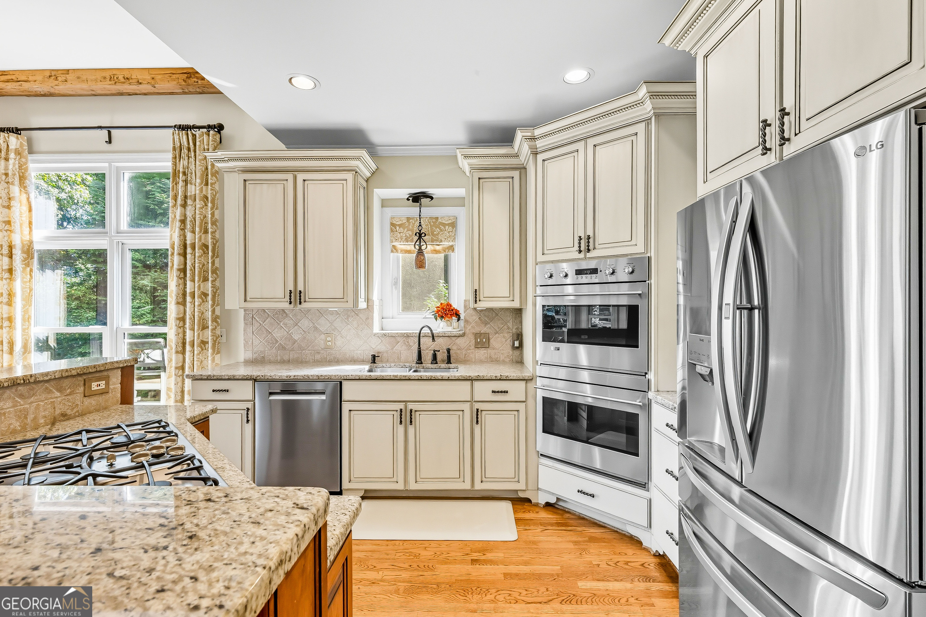 1553 Valley Reserve Court NW