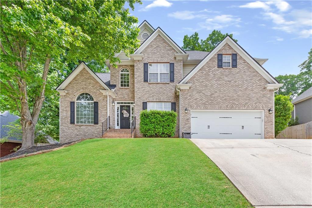 3338 Hackmatack Drive NW