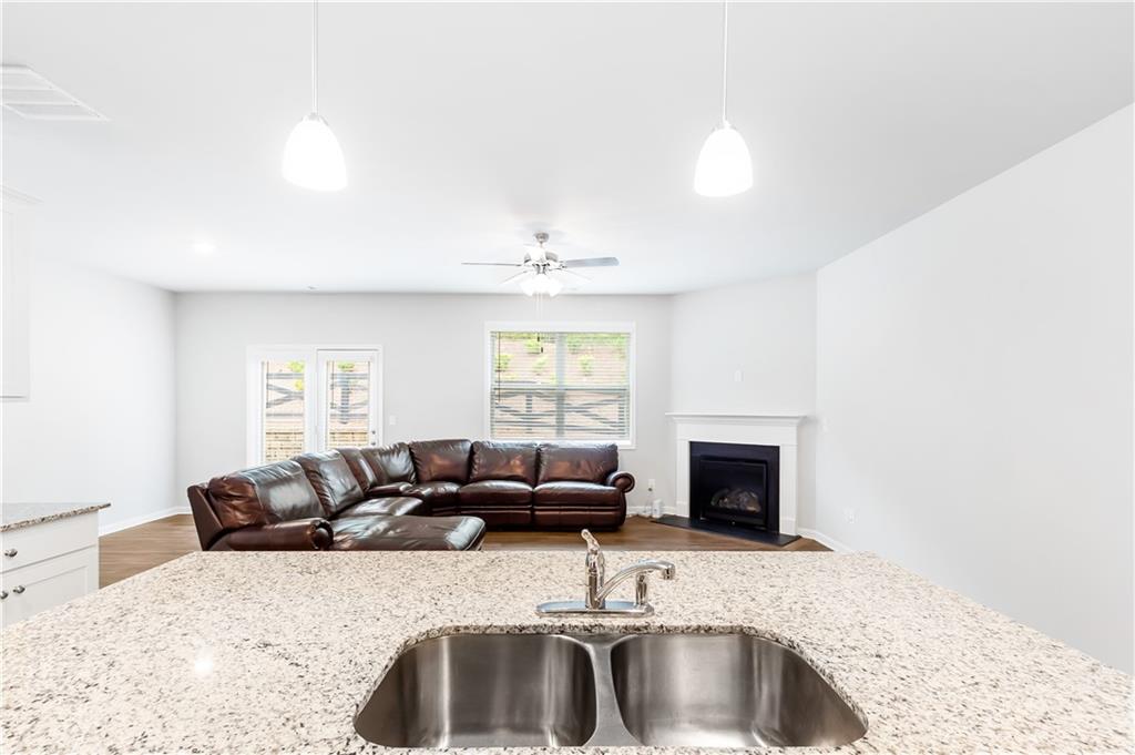 172 Woodhouse Circle