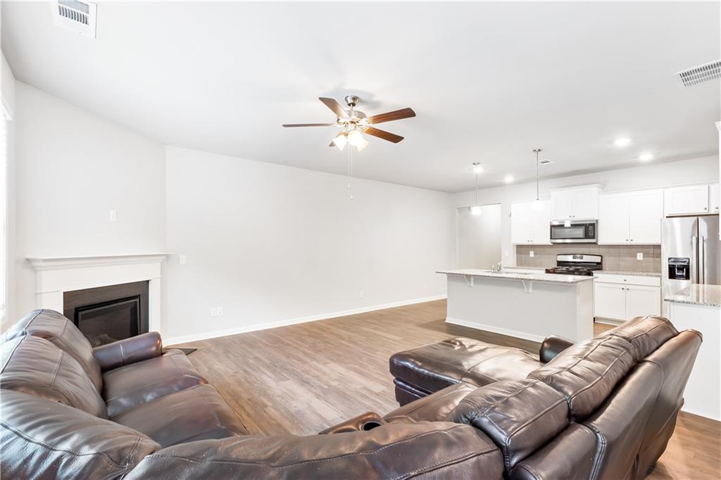 172 Woodhouse Circle