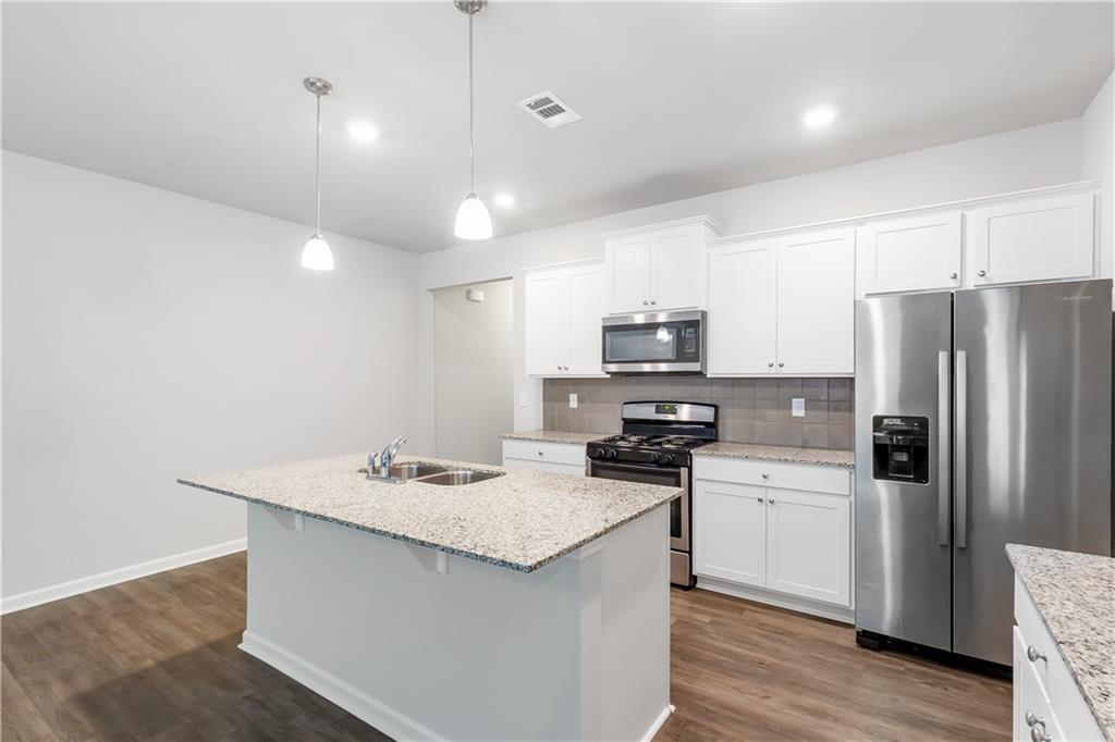 172 Woodhouse Circle