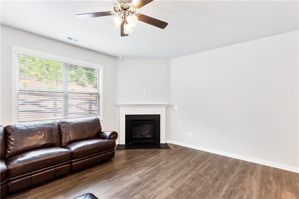 172 Woodhouse Circle