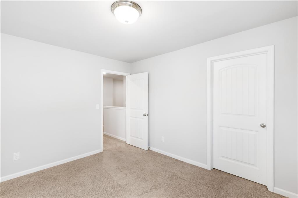 172 Woodhouse Circle