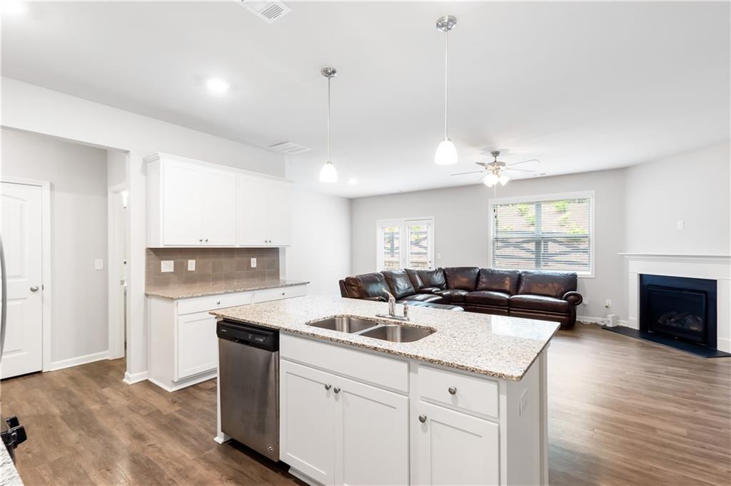 172 Woodhouse Circle