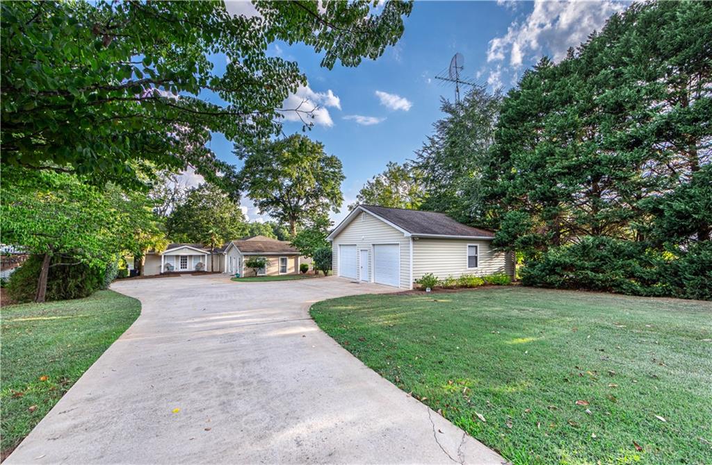 120 Thunder Road