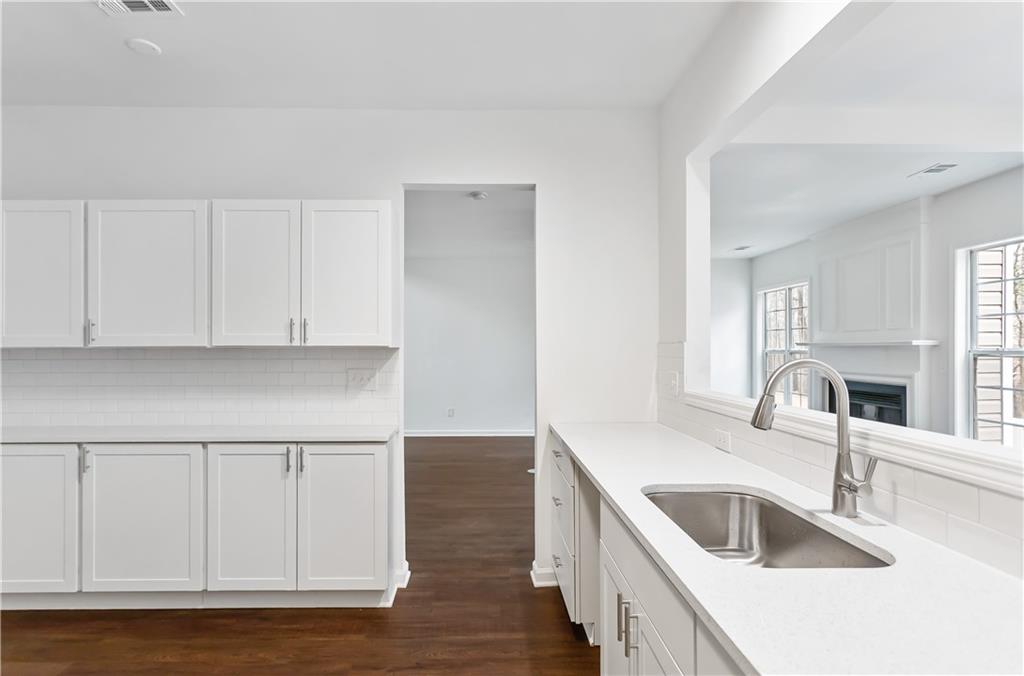 4126 Royal Regency Circle NW