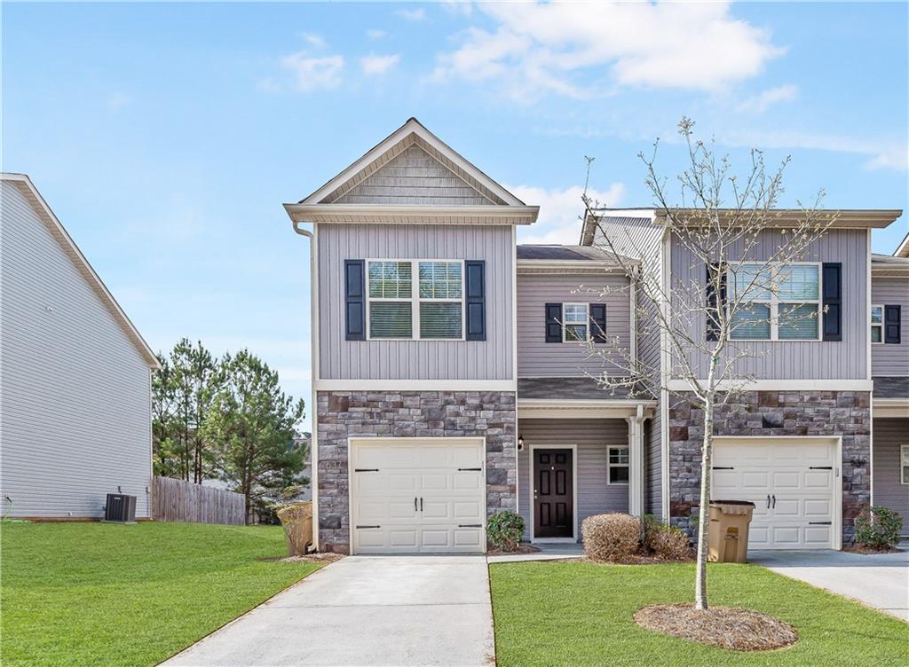 637 Oakside Place