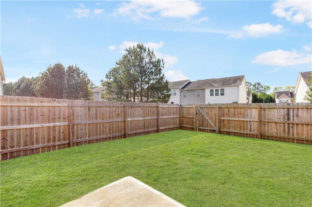 637 Oakside Place