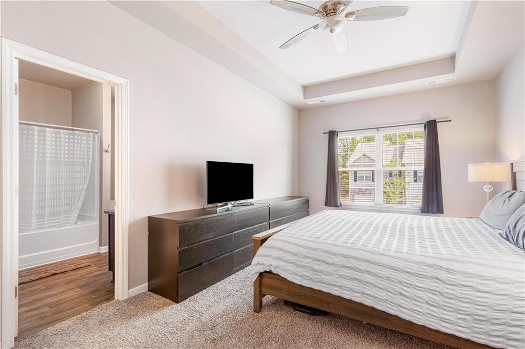637 Oakside Place
