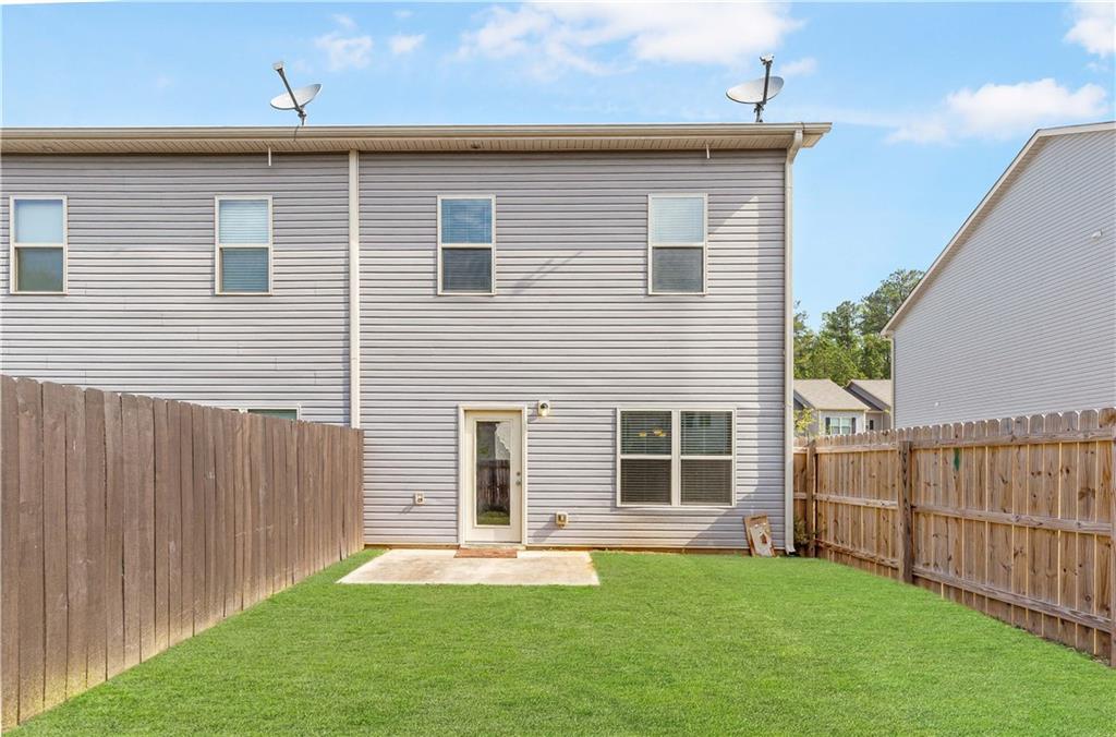 637 Oakside Place