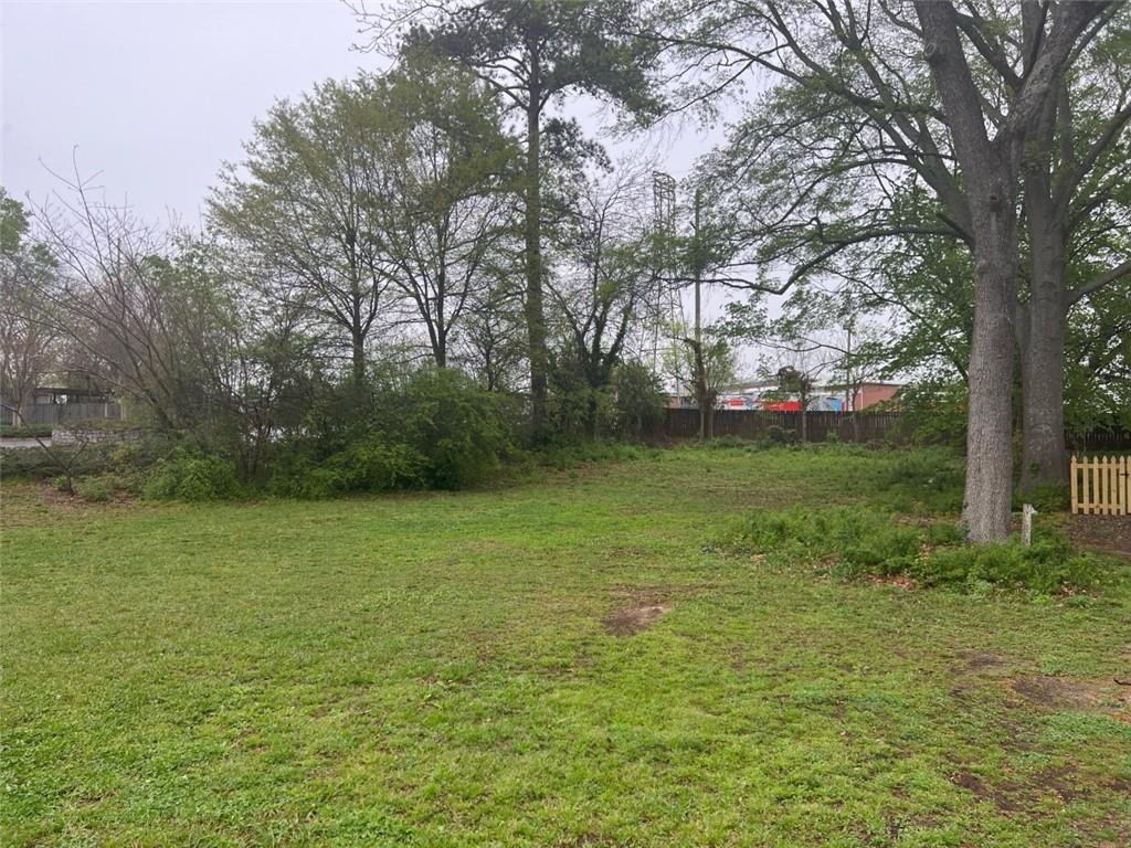 57 Aviation Road SE