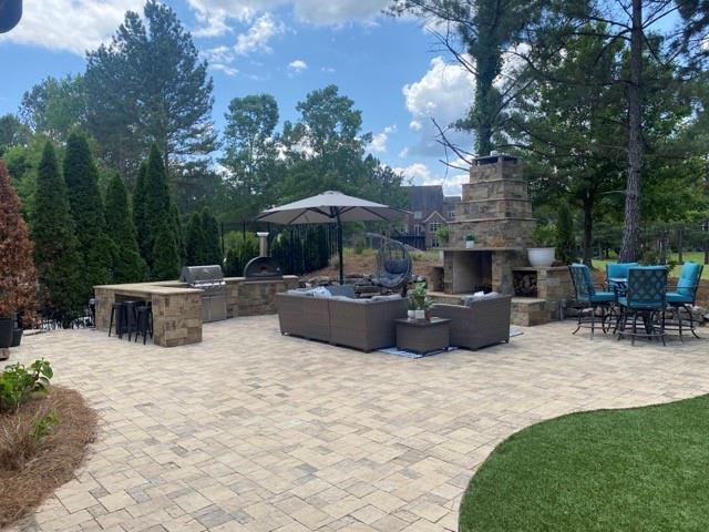 1427 Falkirk Lane NW