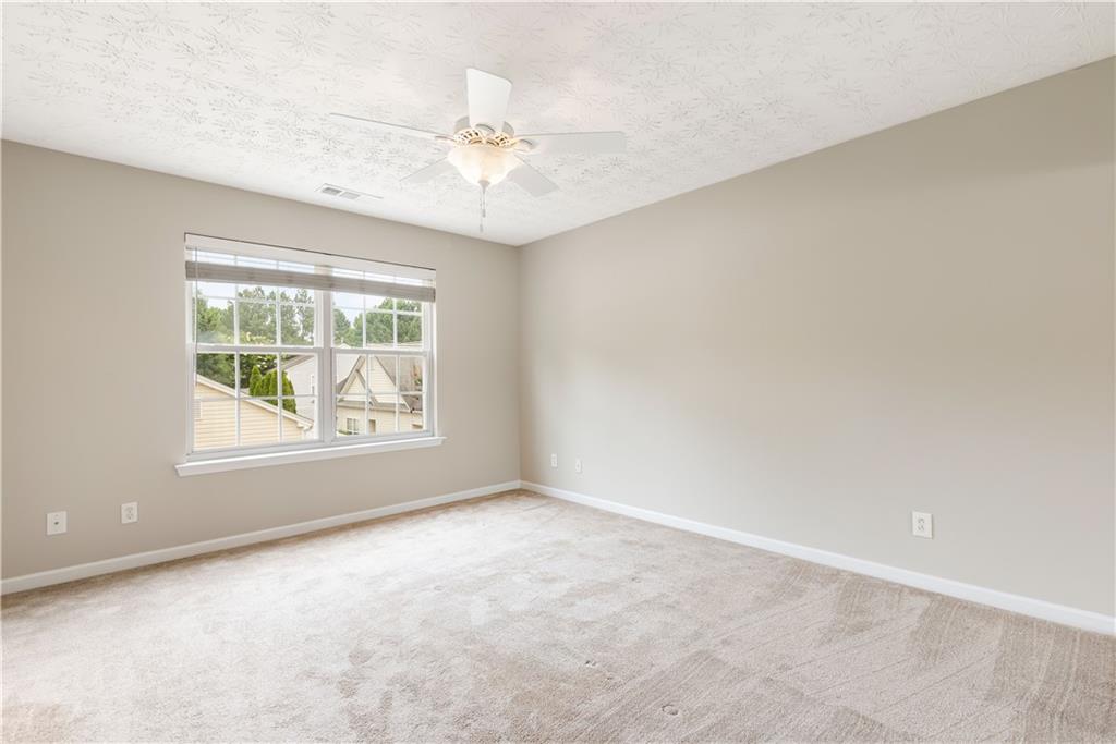 904 W Oaks Drive