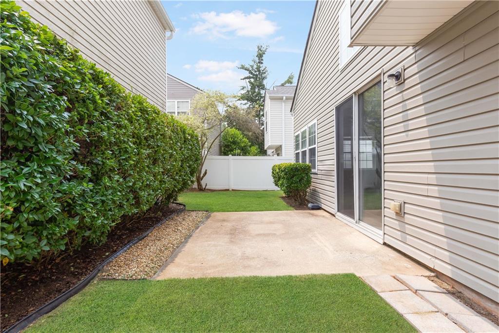 904 W Oaks Drive