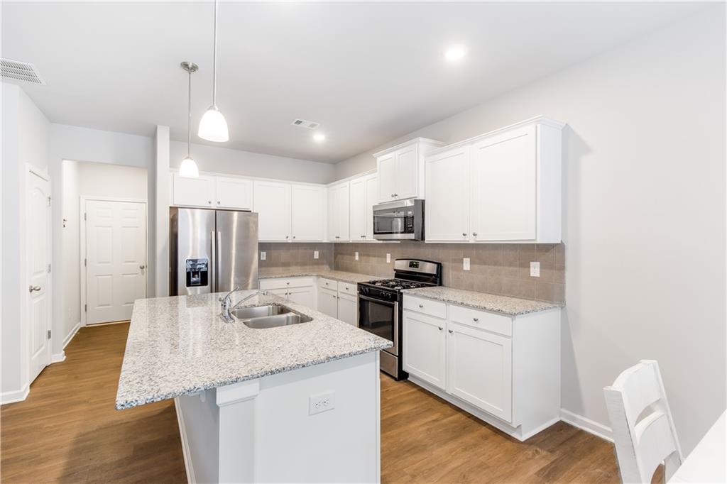166 Woodhouse Circle