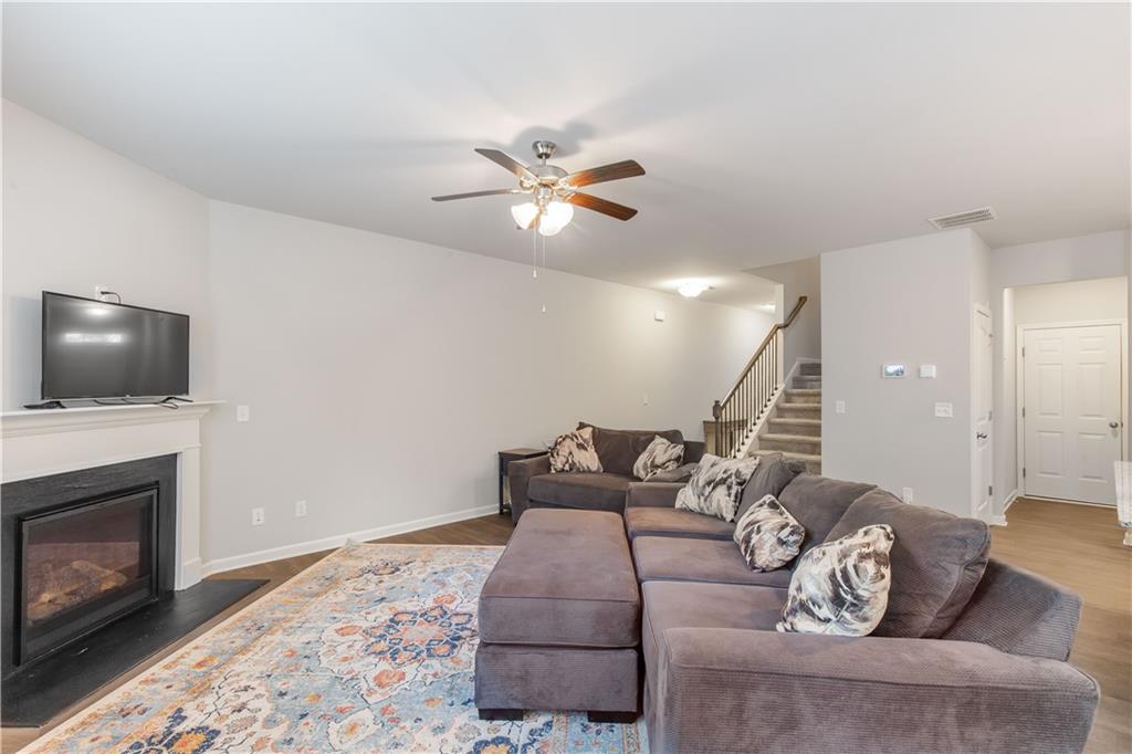 166 Woodhouse Circle