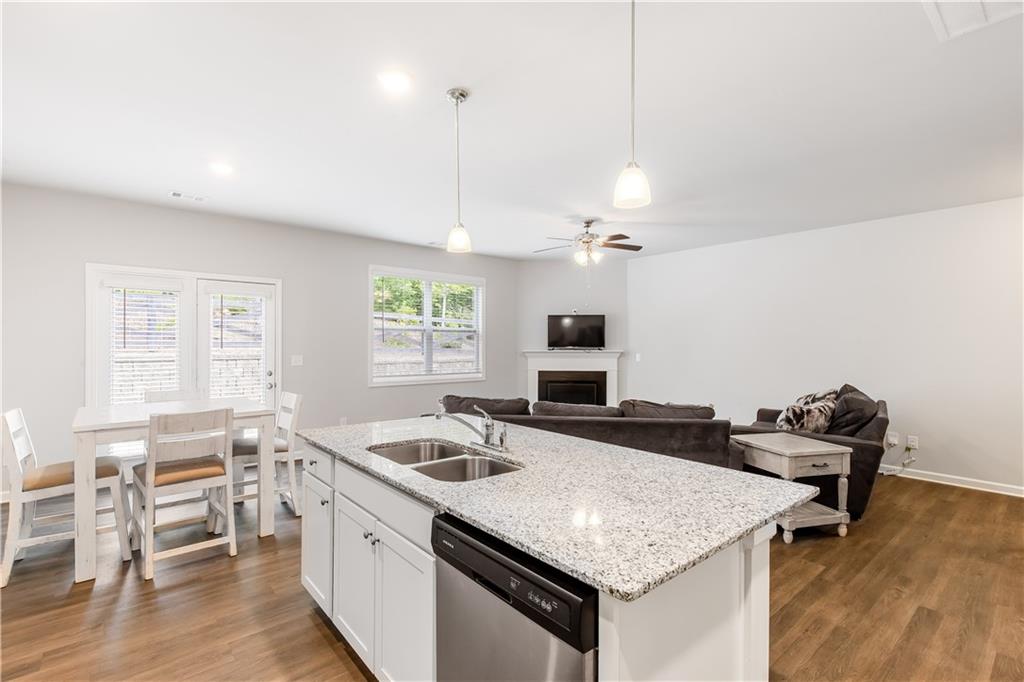 166 Woodhouse Circle