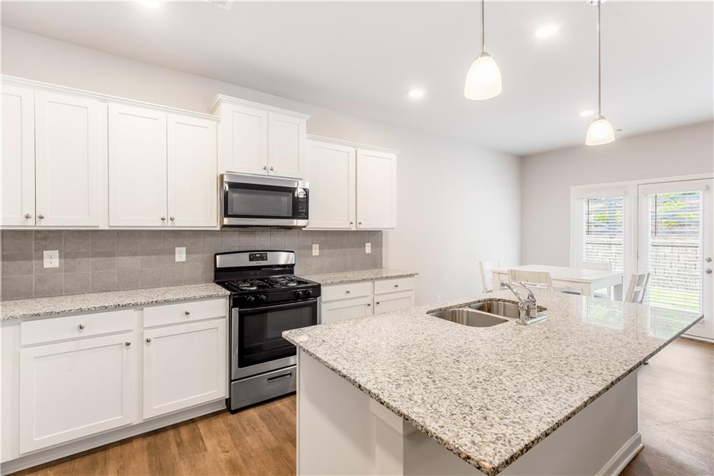 166 Woodhouse Circle