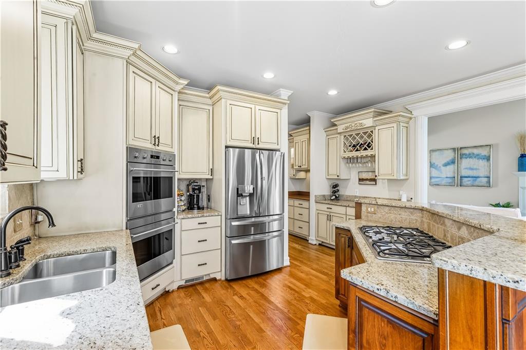 1553 Valley Reserve Court NW