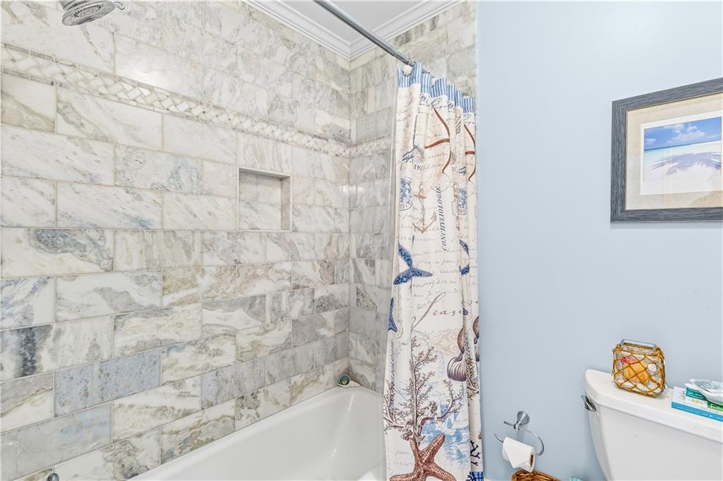 1553 Valley Reserve Court NW