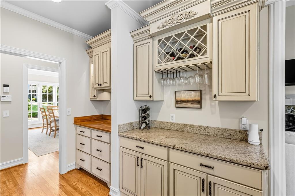 1553 Valley Reserve Court NW