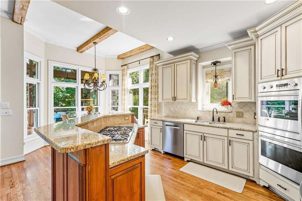 1553 Valley Reserve Court NW