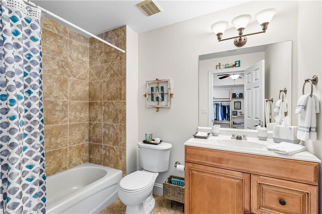 1553 Valley Reserve Court NW