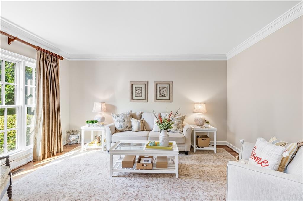 1553 Valley Reserve Court NW