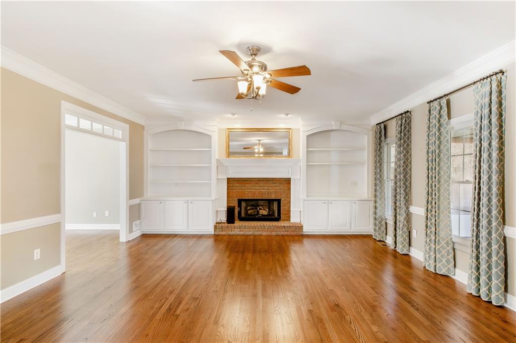 2020 Cockrell Run NW