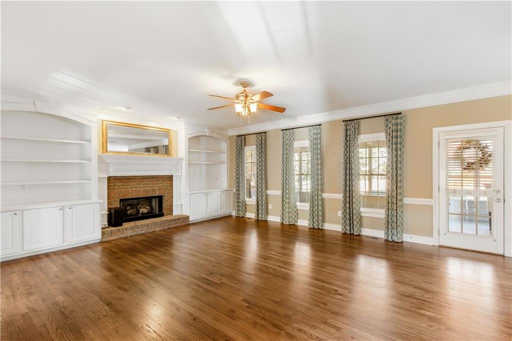 2020 Cockrell Run NW