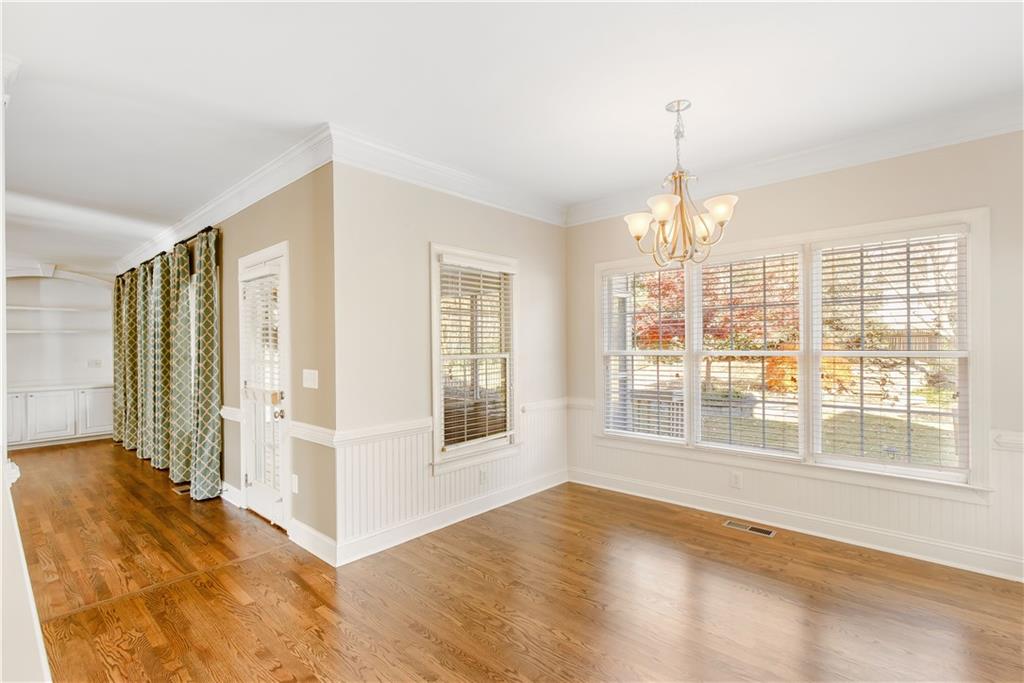 2020 Cockrell Run NW