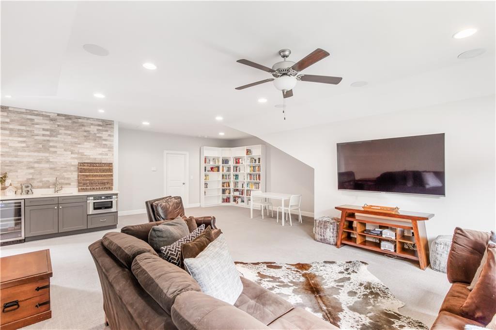 4448 Huffman Drive NE