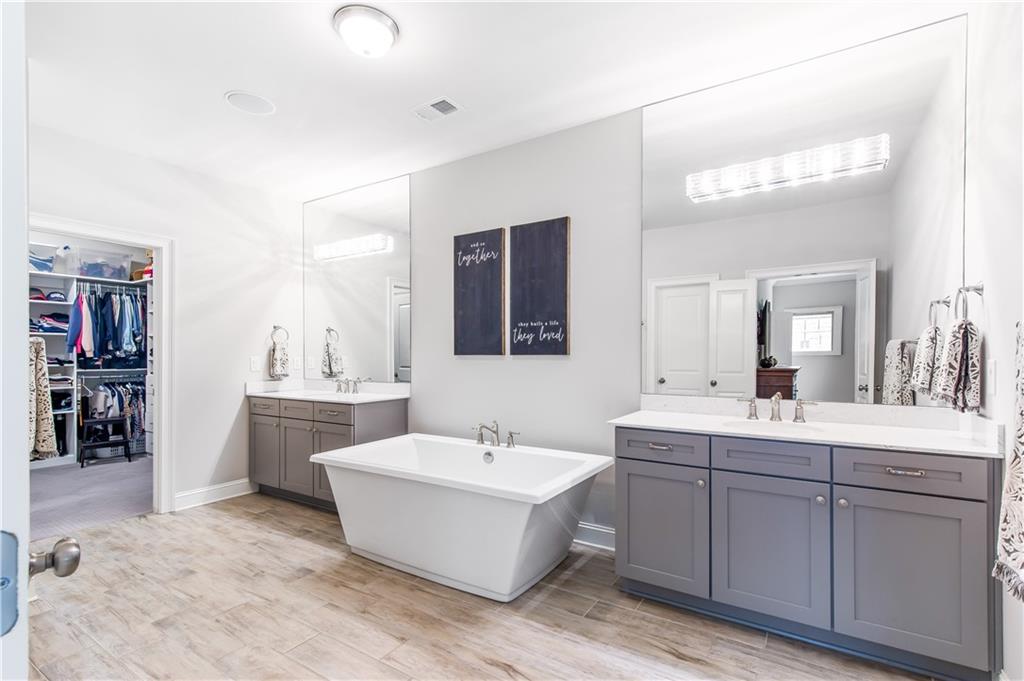 4448 Huffman Drive NE