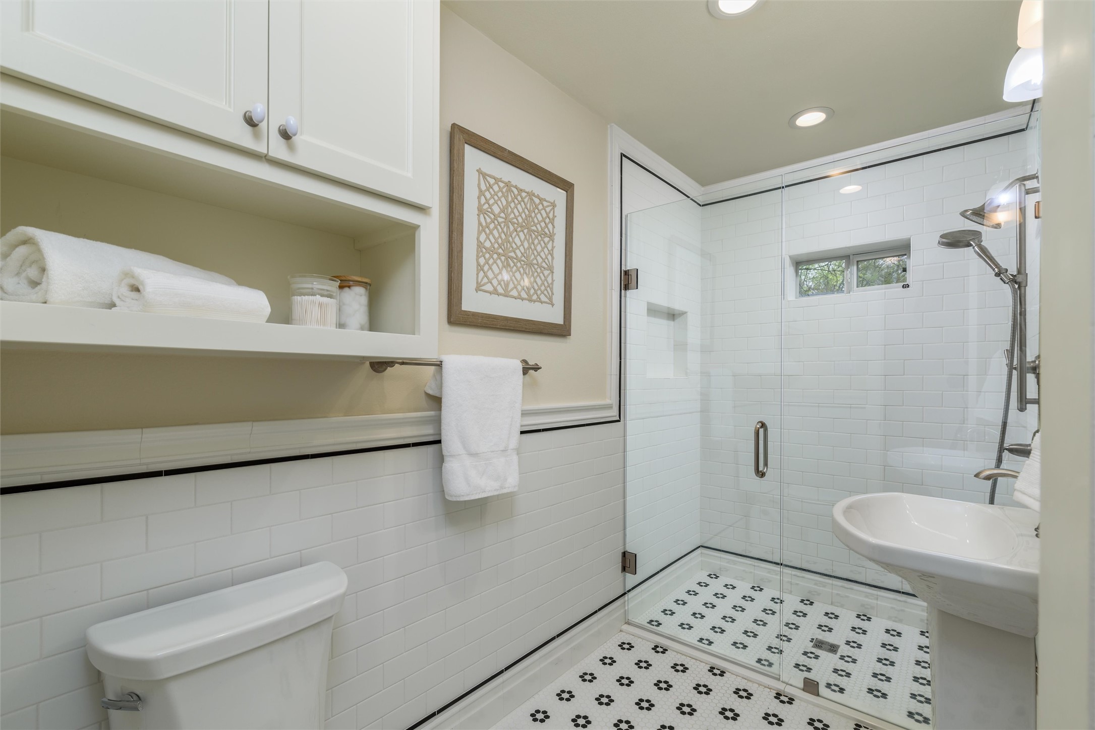 1412 N Waddill Street