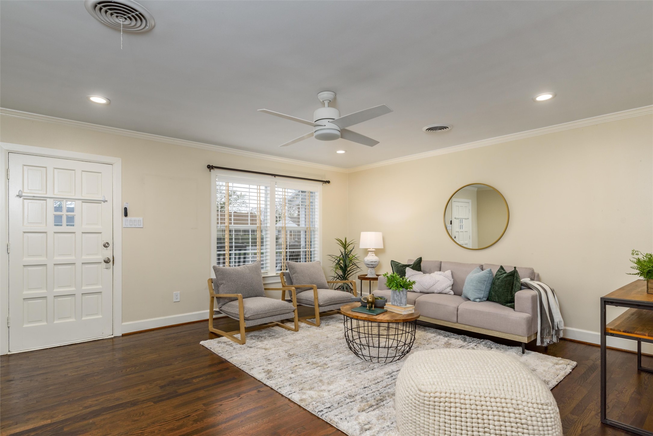 1412 N Waddill Street