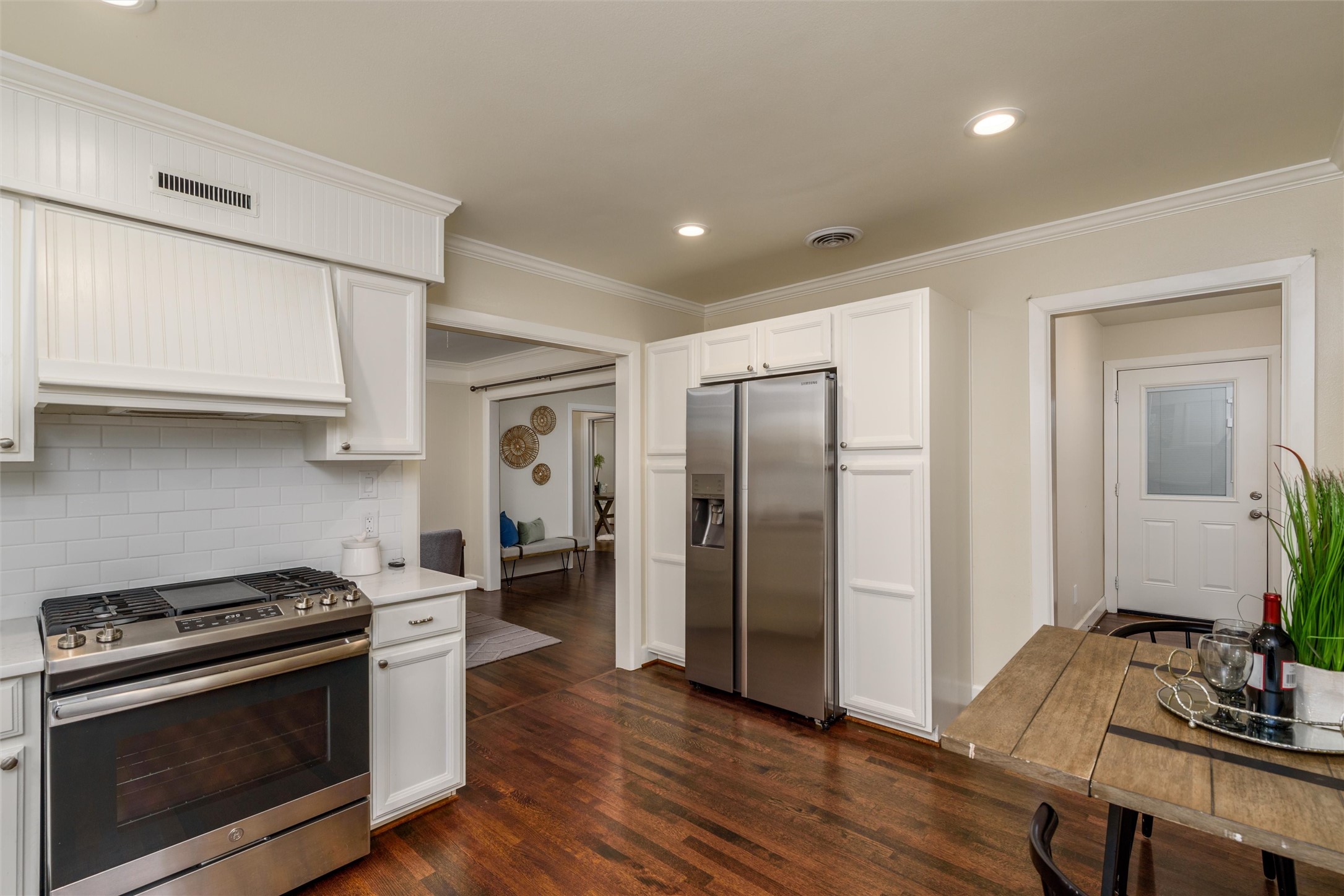 1412 N Waddill Street