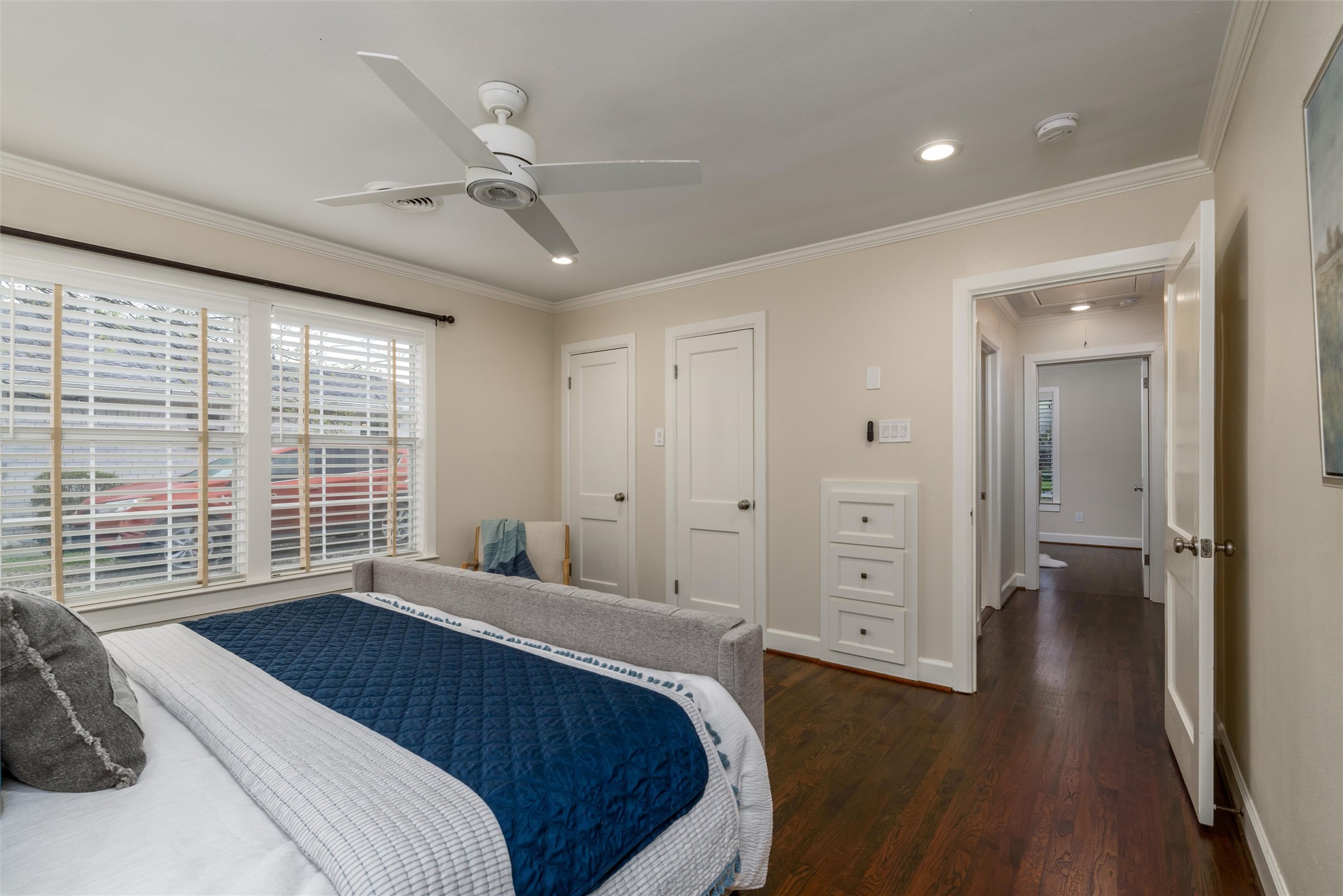 1412 N Waddill Street