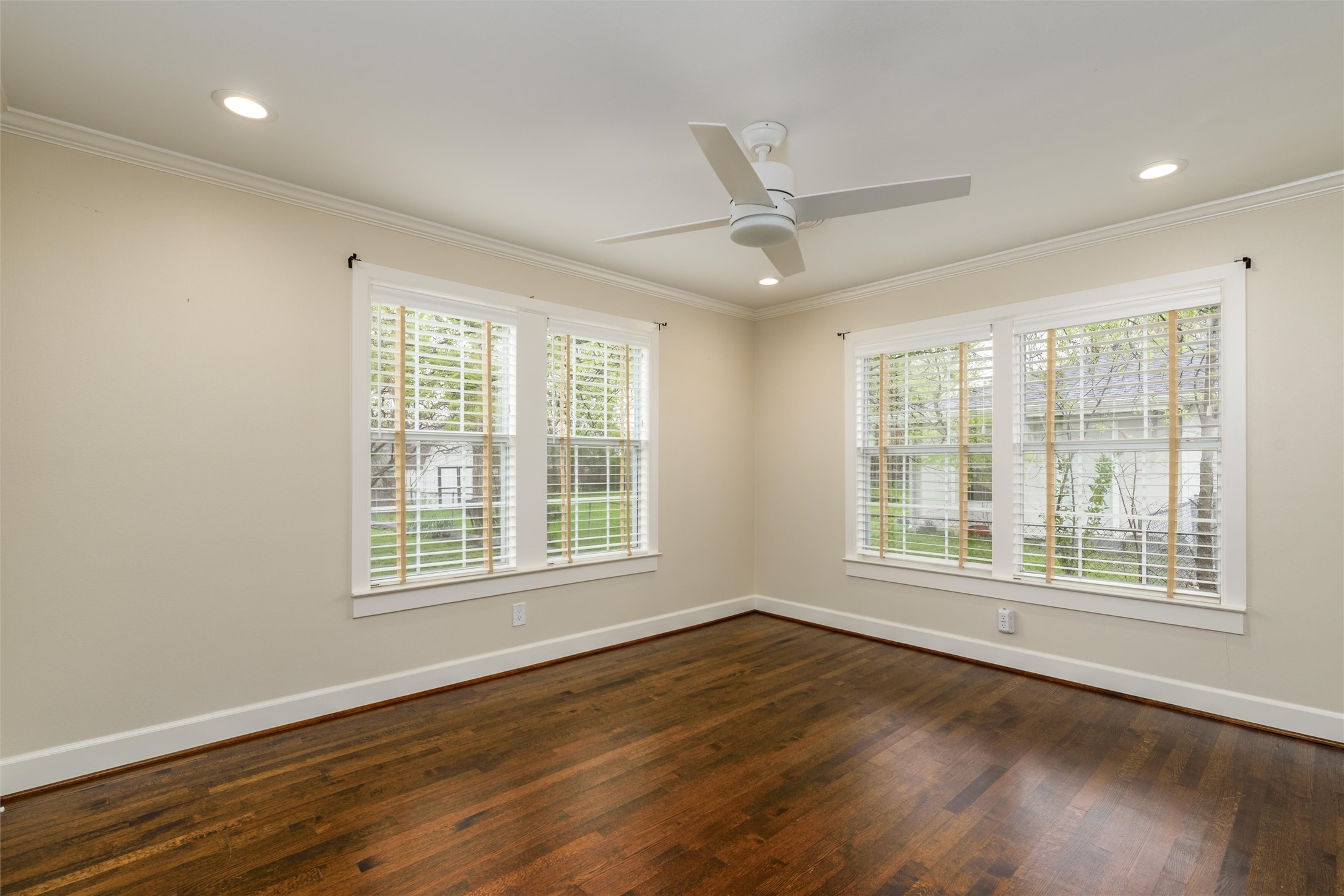 1412 N Waddill Street