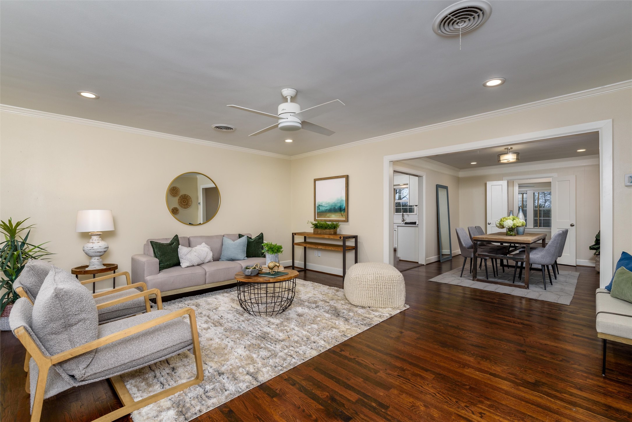 1412 N Waddill Street