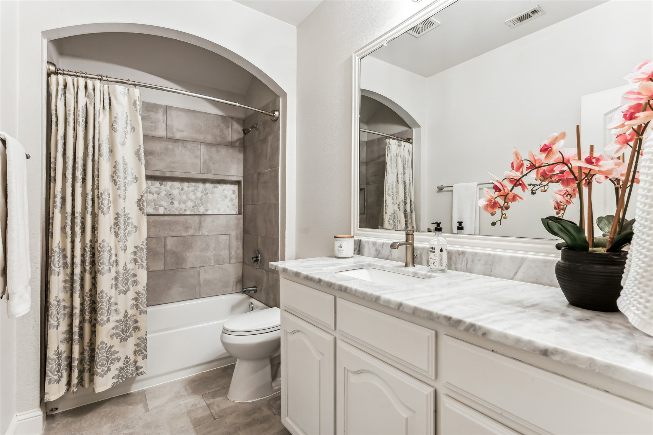 14809 Lone Spring Drive