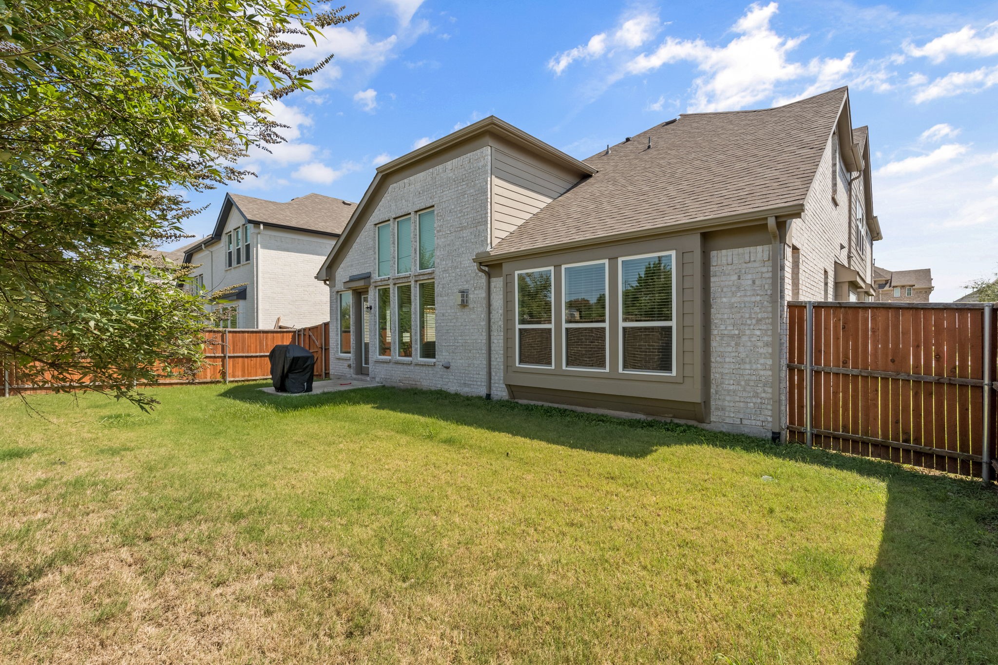 5621 Snowberry Drive