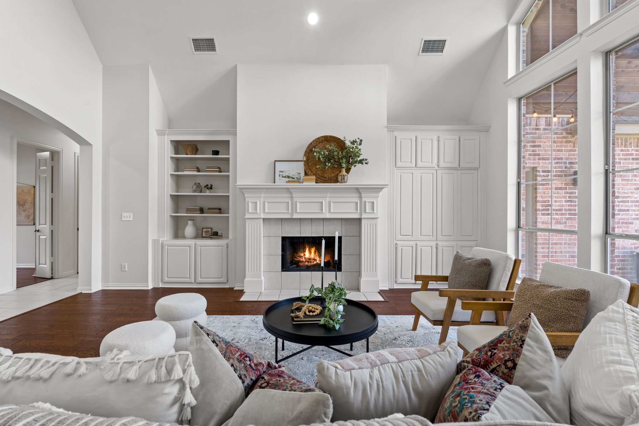 4821 Ravendale Drive